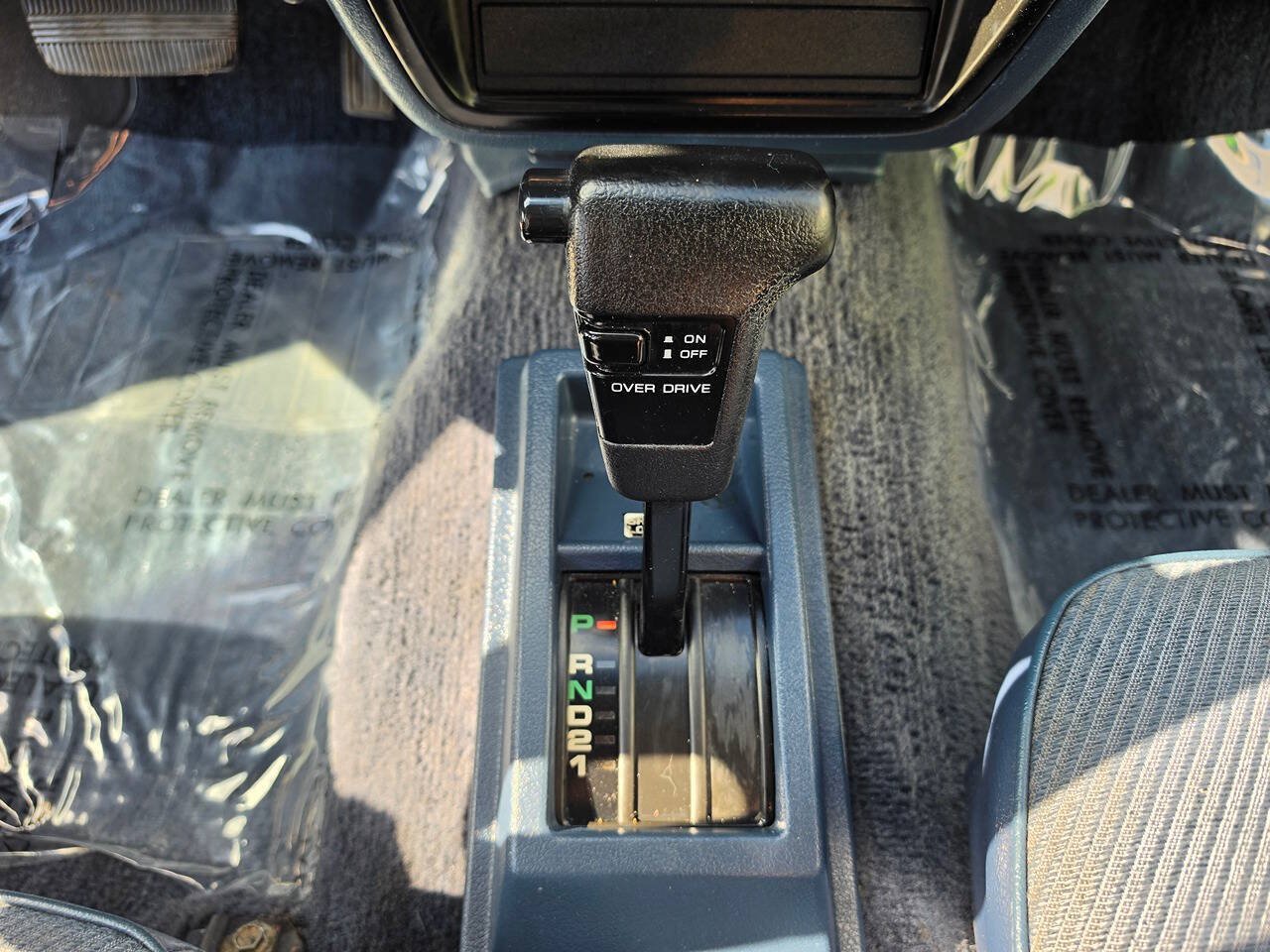 Used 1995 Nissan Pickup XE RWD image 33