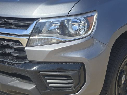 Used 2022 Chevrolet Colorado W/T AWD/4WD image 10