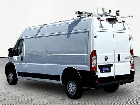 Used 2024 RAM ProMaster 2500 FWD image 4