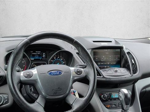 Used 2015 Ford Escape SE w/ Equipment Group 201A AWD/4WD image 12