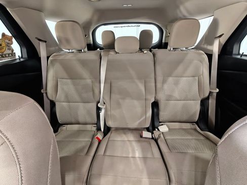 Used 2022 Ford Explorer 4WD image 19