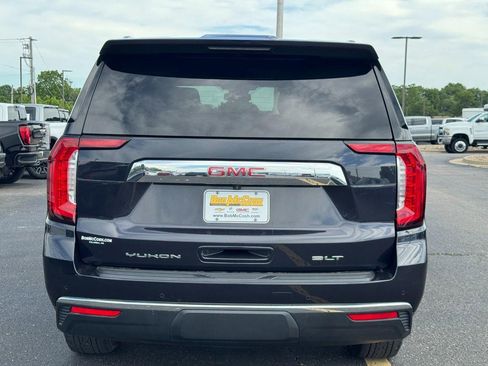 Certified 2023 GMC Yukon SLT w/ SLT Luxury Package AWD/4WD image 5