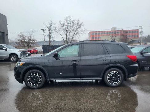 Used 2020 Nissan Pathfinder SL image 6