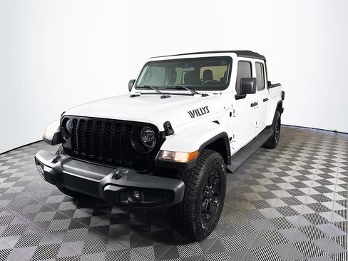 Used 2021 Jeep Gladiator Willys image 1