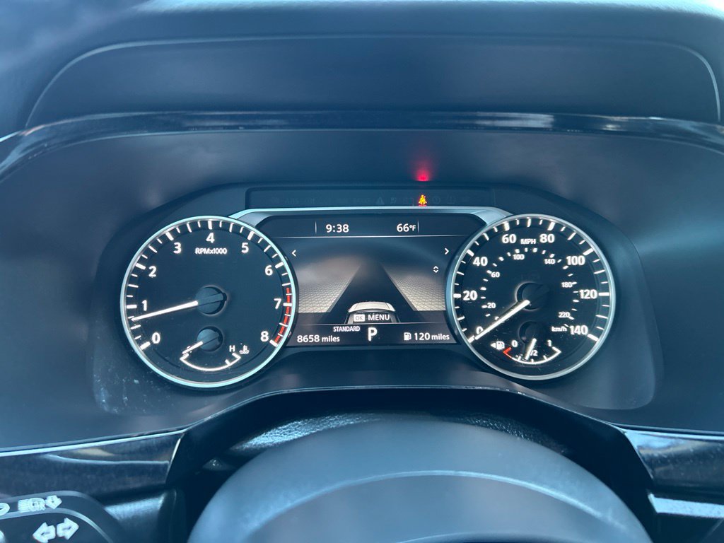 Used 2025 Nissan Pathfinder SL FWD image 22
