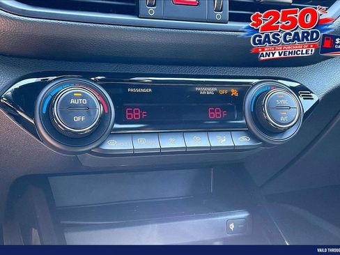 Used 2024 Kia Forte GT-Line w/ GT-Line Premium Package FWD image 32