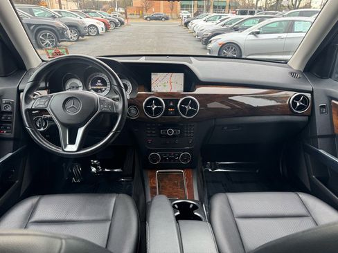 Used 2013 Mercedes-Benz GLK 350 4MATIC image 11