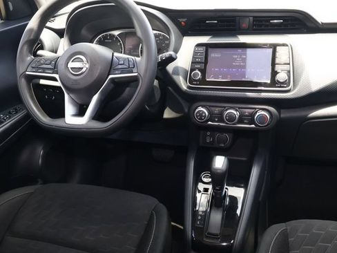 Used 2022 Nissan Kicks S FWD image 9