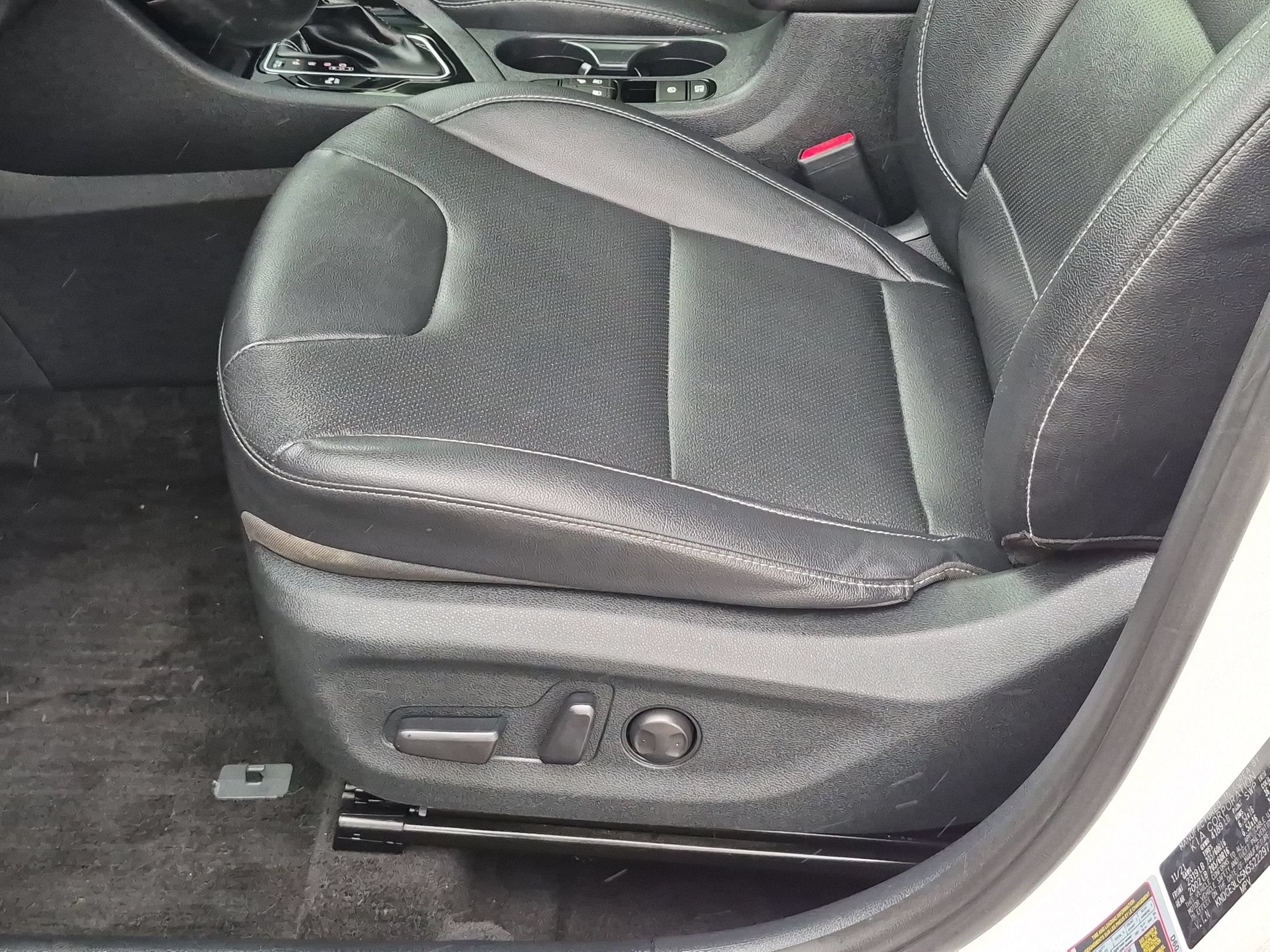 Used 2022 Kia Niro EX Premium FWD image 14