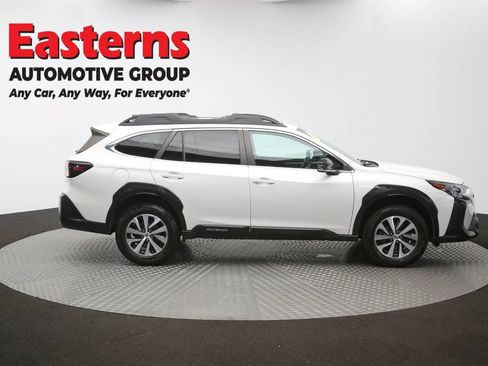 Used 2023 Subaru Outback Premium AWD/4WD image 45