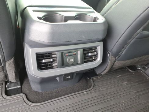 Used 2026 Ford F250 Lariat w/ Tremor Off-Road Package image 9