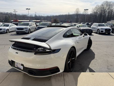 Used 2024 Porsche 911 Carrera image 23