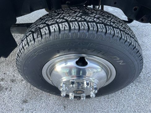 Used 2009 Ford F350 XL image 15