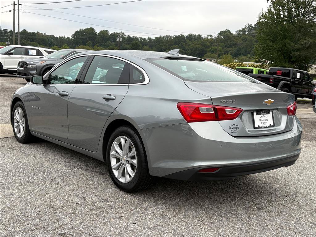Used 2025 Chevrolet Malibu LT FWD image 7