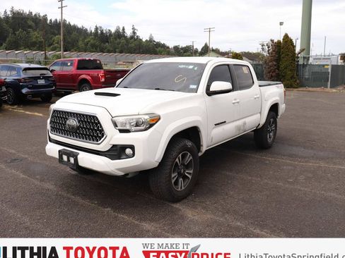 Used 2019 Toyota Tacoma TRD Sport w/ Technology Package AWD/4WD image 1