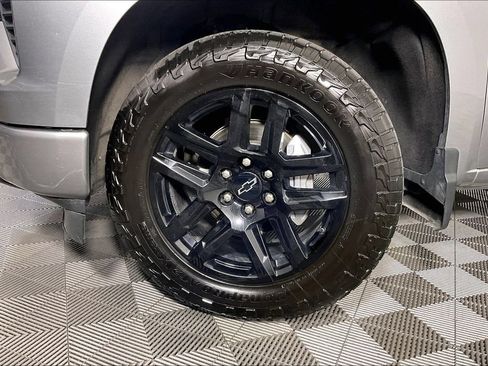 Used 2023 Chevrolet Silverado 1500 RST AWD/4WD image 10