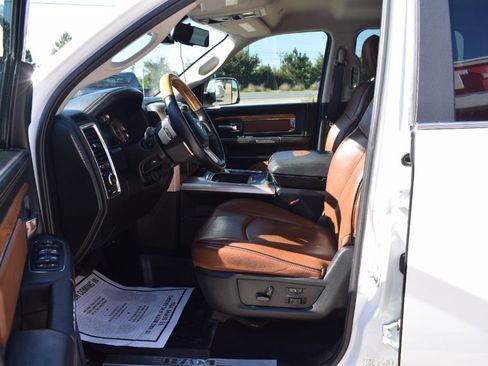 Used 2018 RAM 3500 Laramie Longhorn image 10