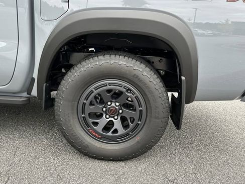 New 2026 Nissan Frontier PRO-4X w/ Pro-4x Convenience Package AWD/4WD image 15
