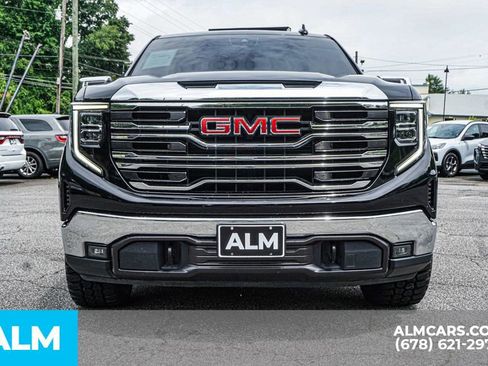 Used 2022 GMC Sierra 1500 SLT w/ SLT Premium Package RWD image 10