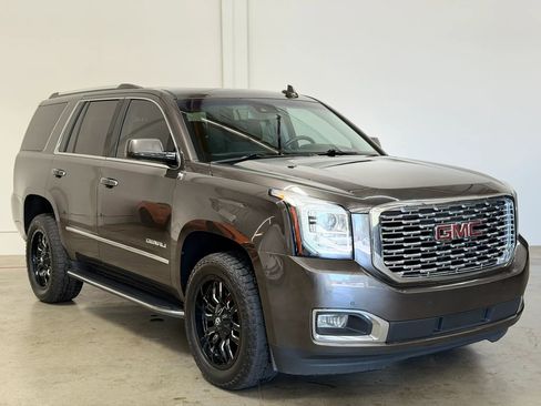 Used 2019 GMC Yukon Denali w/ Open Road Package AWD/4WD image 2