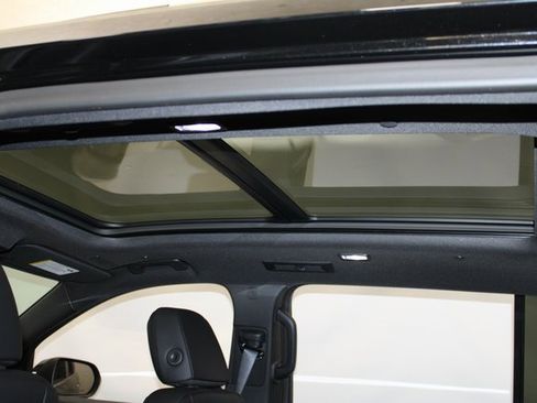 Used 2025 GMC Acadia Denali w/ LPO, Floor Liner Package image 13