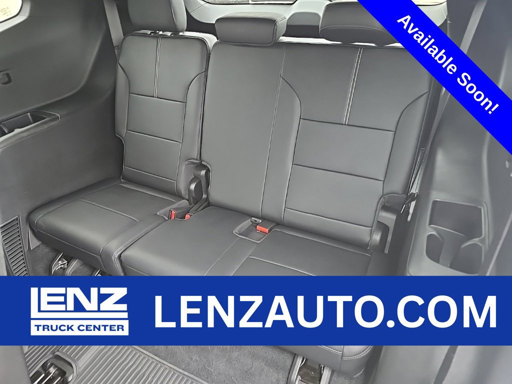 Used 2026 GMC Acadia Elevation w/ Elevation Premium Package AWD/4WD image 19