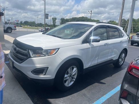 Used 2015 Ford Edge SEL FWD image 1