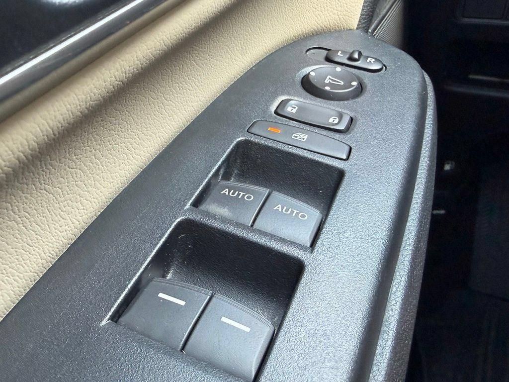 Used 2019 Honda CR-V Touring image 19
