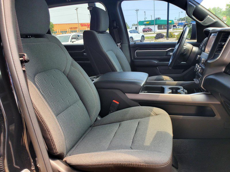 Used 2023 RAM 1500 4x4 Crew Cab image 13