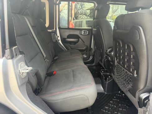Used 2019 Jeep Wrangler Unlimited Rubicon image 10