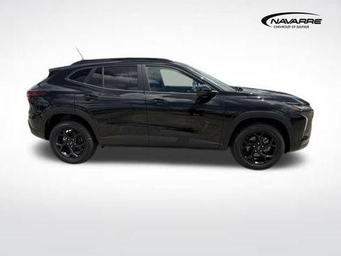 New 2026 Chevrolet Trax LT w/ Driver Confidence Package FWD image 2