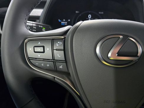 New 2026 Lexus UX 300h FWD image 16