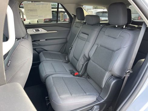 New 2026 Ford Explorer Active image 18