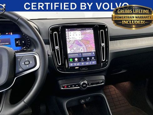 Used 2023 Volvo XC40 B5 Plus w/ Protection Package Premier AWD/4WD image 7