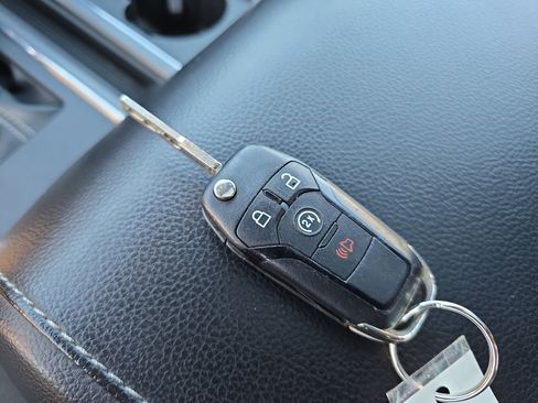 Used 2019 Ford F150 XLT w/ Equipment Group 302A Luxury image 38