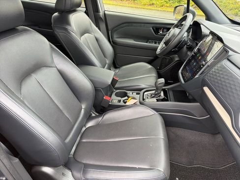 Certified 2025 Subaru Forester Limited image 30