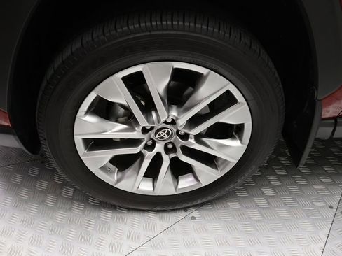 Certified 2025 Toyota RAV4 XLE Premium FWD image 4