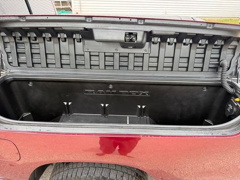 Used 2020 RAM 1500 Big Horn AWD/4WD image 34