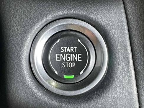 Used 2022 Chevrolet Tahoe LT w/ LT Signature Package AWD/4WD image 40
