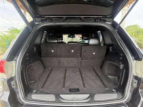 Used 2016 Jeep Grand Cherokee Limited RWD image 3