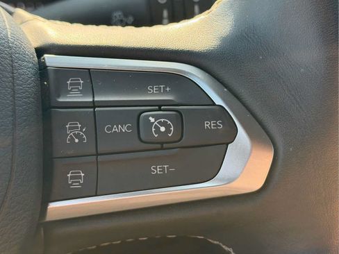 Used 2022 Jeep Compass High Altitude AWD/4WD image 9