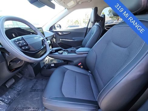 Used 2025 Kia EV6 Light w/ Light LR Technology Package RWD image 15