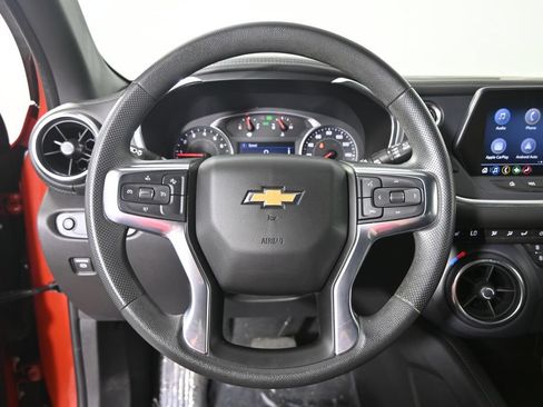 Used 2021 Chevrolet Blazer LT AWD/4WD image 32