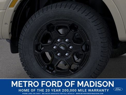 New 2025 Ford Ranger Lariat w/ FX4 Off-Road Package image 21
