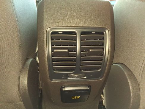 Used 2017 Ford Escape SE w/ Equipment Group 201A AWD/4WD image 25