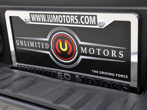 Used 2018 Chevrolet Silverado 1500 LT w/ All Star Edition AWD/4WD image 18