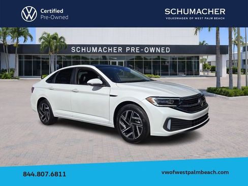 Certified 2024 Volkswagen Jetta SEL FWD image 1
