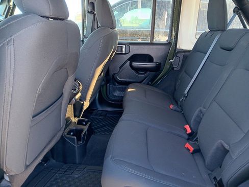 Used 2021 Jeep Wrangler Unlimited Sport S image 10