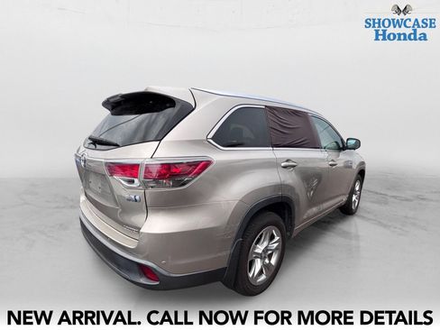 Used 2016 Toyota Highlander Limited Platinum AWD/4WD image 5