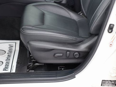 Used 2020 Subaru Forester Limited image 18